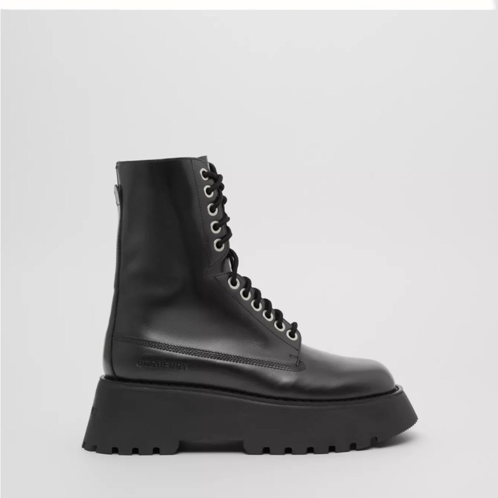 Burberry Platform Combat Boots, 41 Women, Full Set Inclusions - Picture 4 of 12